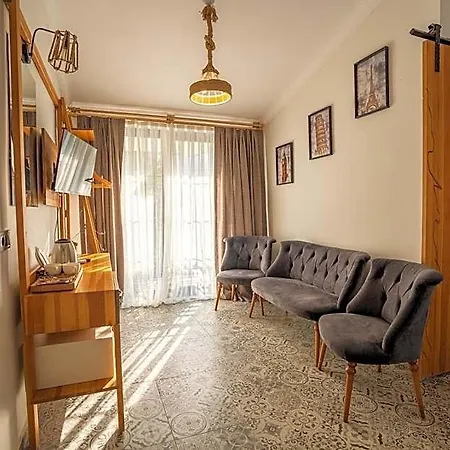 Jasmine Hotel 3*