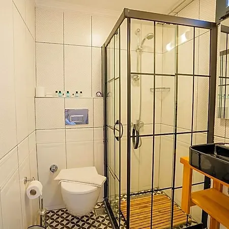 Jasmine Hotel 3*